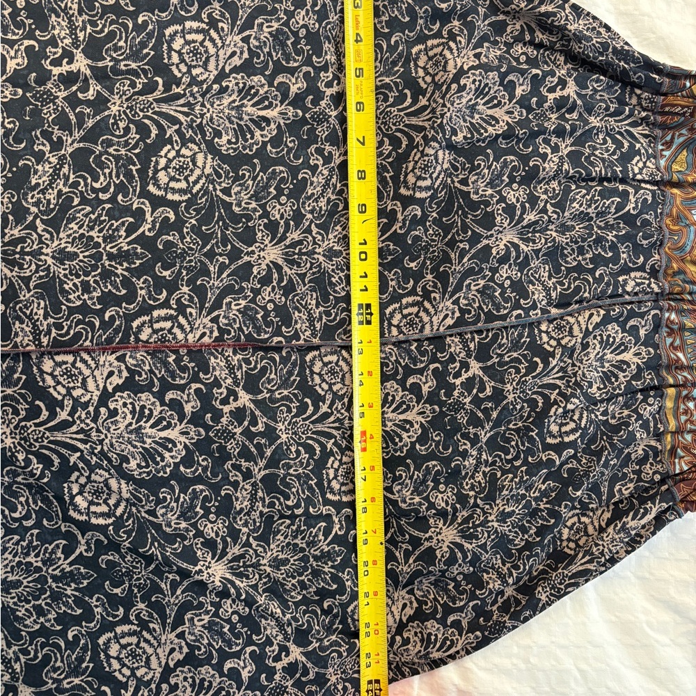 Nothing Matches Women's Elegant Multicolor Midi Skirt - Picture 4 of 6